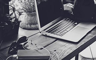 imToken 2.0下载入口与安全设置：官方正版安装及使用政策